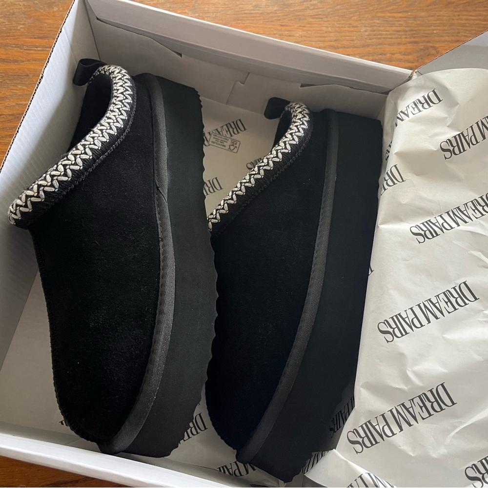 Dream Pairs Black Mules with White Trim